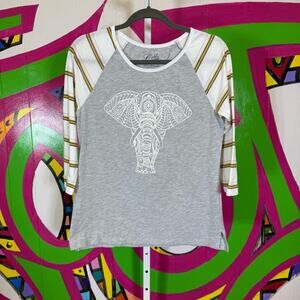 Cold Crush, Gray Elephant Raglan Tee Striped Sleeves. Size Large. Excellent cond